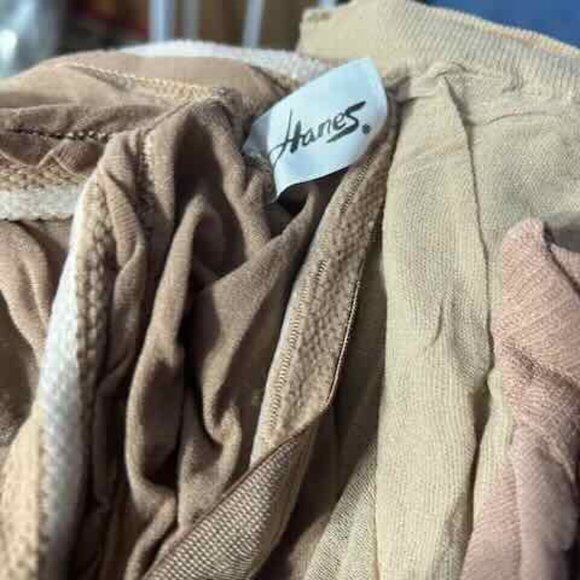 Lot of 15 Pairs Previously Worn Pantyhose - Picture 5 of 12